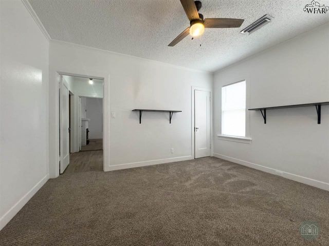 3020 PARADISE STREET, Vernon, TX 76384