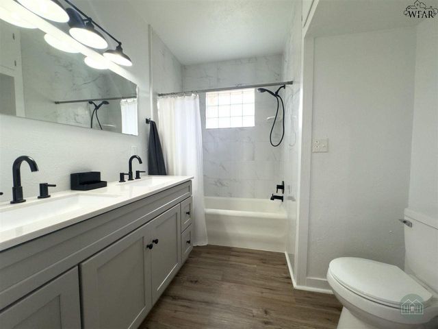 3020 PARADISE STREET, Vernon, TX 76384