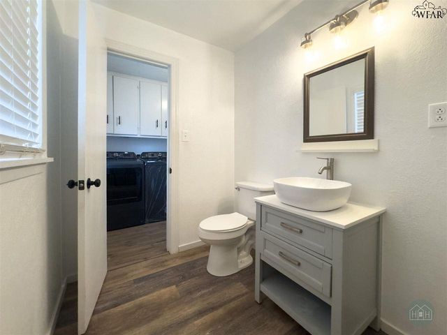 3020 PARADISE STREET, Vernon, TX 76384