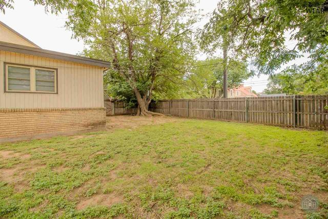 3020 PARADISE STREET, Vernon, TX 76384