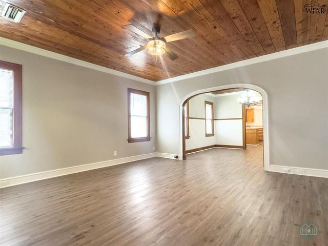 3020 PARADISE STREET, Vernon, TX 76384