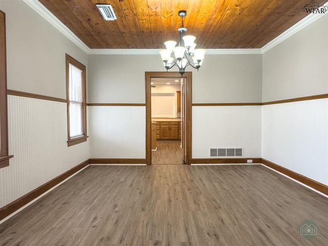 3020 PARADISE STREET, Vernon, TX 76384