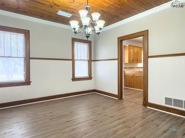 3020 PARADISE STREET, Vernon, TX 76384