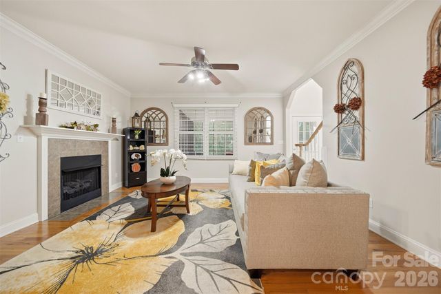 1710 30th Avenue Drive NE, Hickory, NC 28601