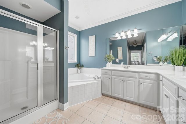 1710 30th Avenue Drive NE, Hickory, NC 28601