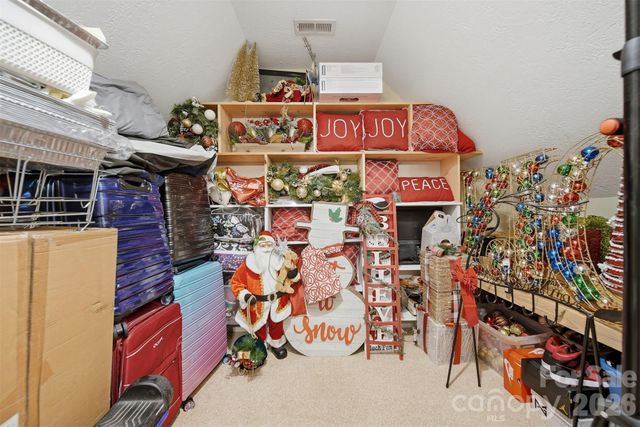 1710 30th Avenue Drive NE, Hickory, NC 28601