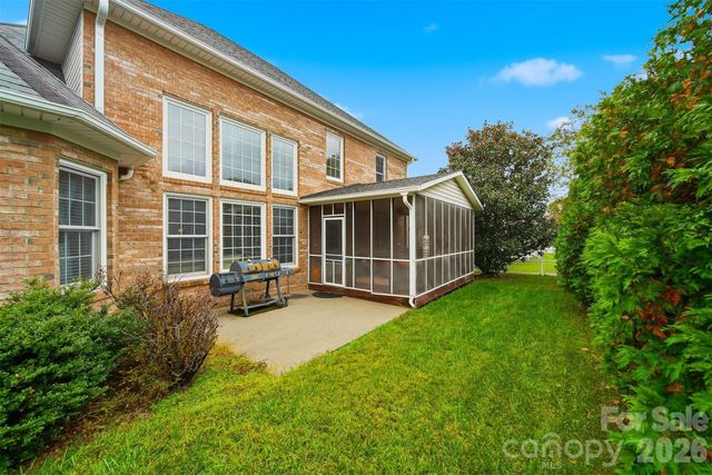 1710 30th Avenue Drive NE, Hickory, NC 28601