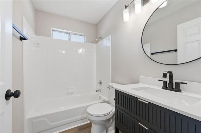 2120 Briar Glen SW Lane, Atlanta, GA 30331