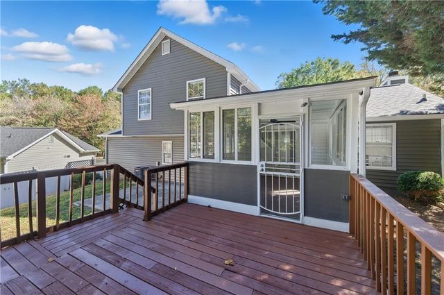 2120 Briar Glen SW Lane, Atlanta, GA 30331