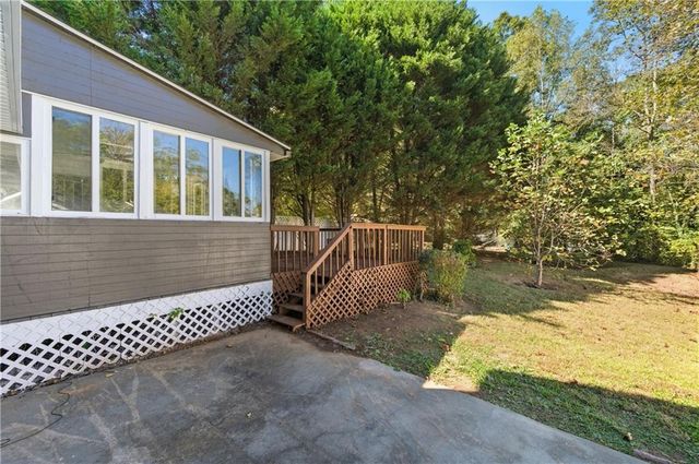 2120 Briar Glen SW Lane, Atlanta, GA 30331