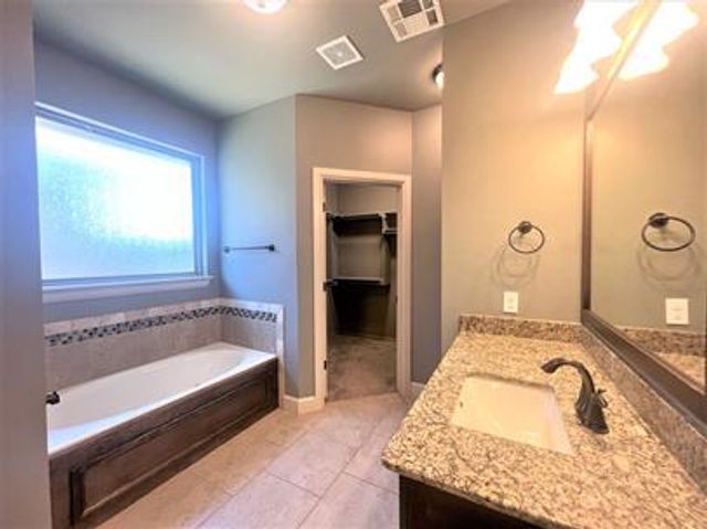 3500 NW 164th Terrace, Edmond, OK 73013