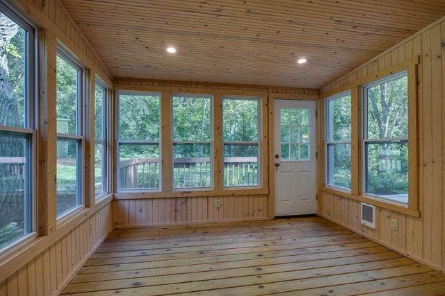 927 Camp Fire Drive, Sun Prairie, WI 53590