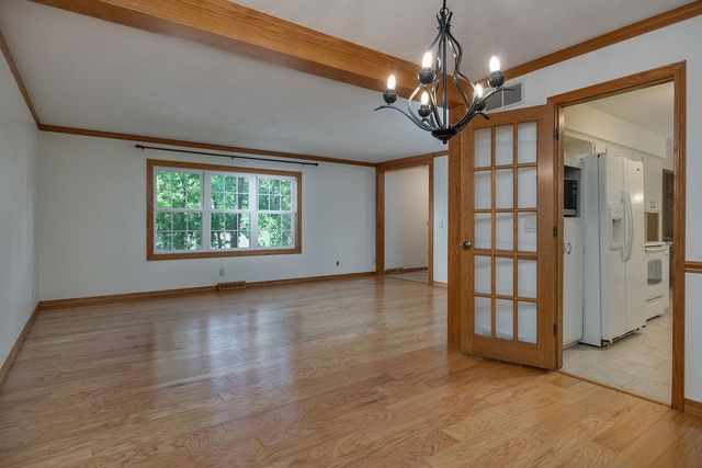 927 Camp Fire Drive, Sun Prairie, WI 53590