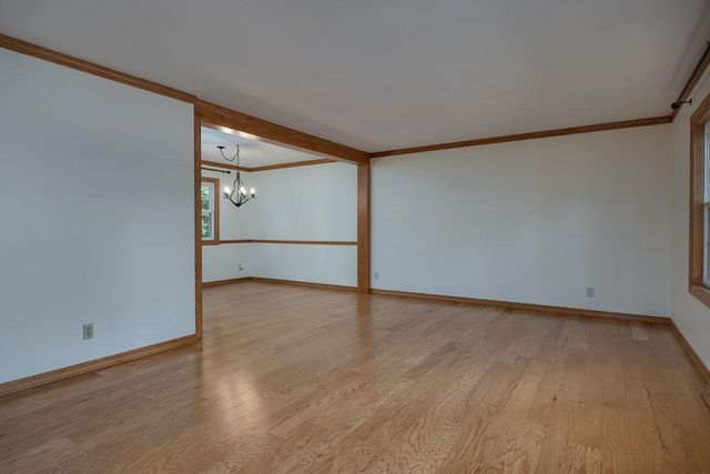 927 Camp Fire Drive, Sun Prairie, WI 53590
