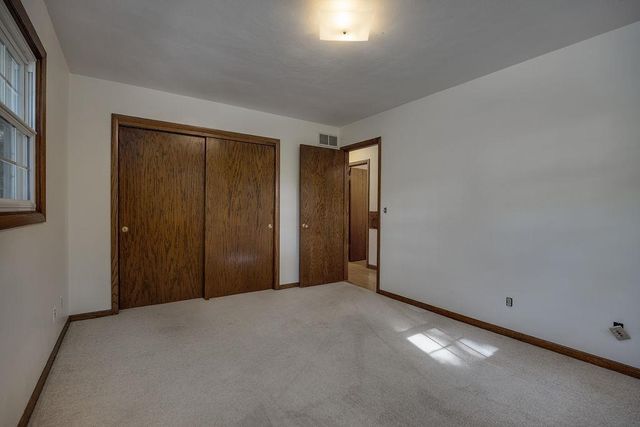 927 Camp Fire Drive, Sun Prairie, WI 53590