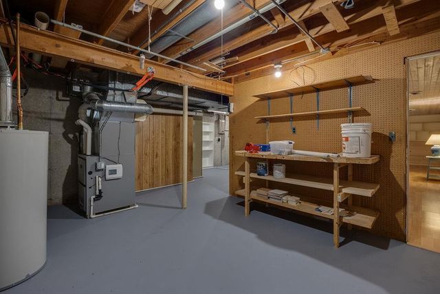 927 Camp Fire Drive, Sun Prairie, WI 53590