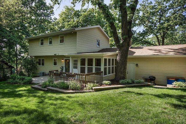 927 Camp Fire Drive, Sun Prairie, WI 53590