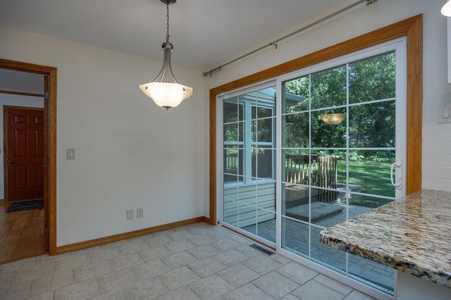 927 Camp Fire Drive, Sun Prairie, WI 53590