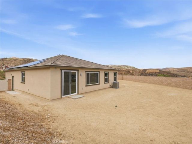 840 Sicily, Lake Elsinore, CA 92530