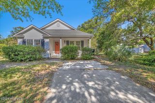 101 NE 52nd Street, Oak Island, NC 28465