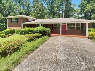 710 Montclair SW Drive, Smyrna, GA 30082