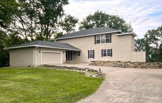 30155 Lakeview Avenue, Wacouta Twp, MN 55066