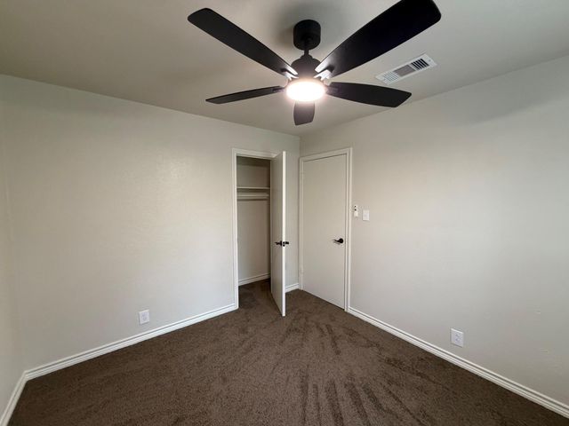 1010 15th Avenue N, Texas City, TX 77590