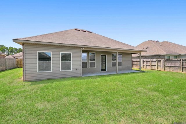 23138 Christmas Dr, Denham Springs, LA 70726