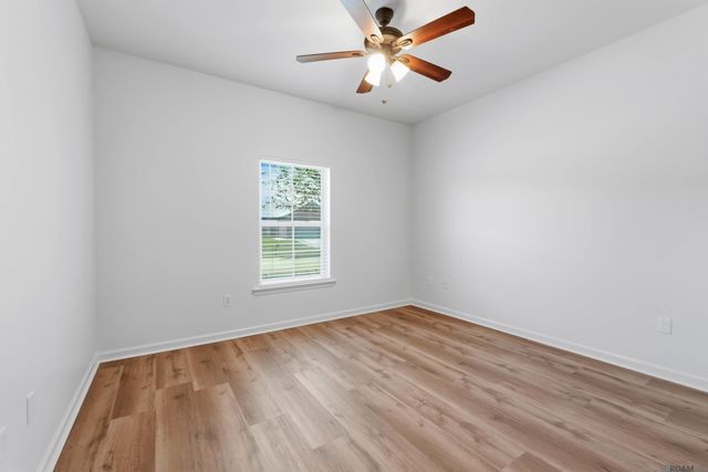 23138 Christmas Dr, Denham Springs, LA 70726