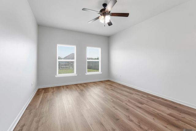 23138 Christmas Dr, Denham Springs, LA 70726