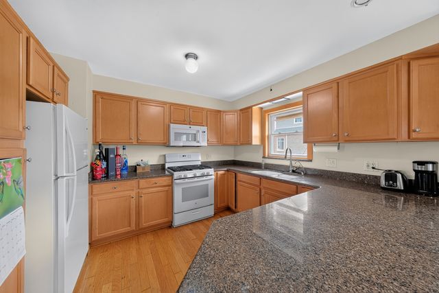 2642 N Nordica Avenue, Chicago, IL 60707
