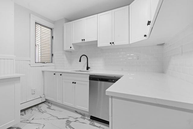 35 Newport Street 2, Boston, MA 02125