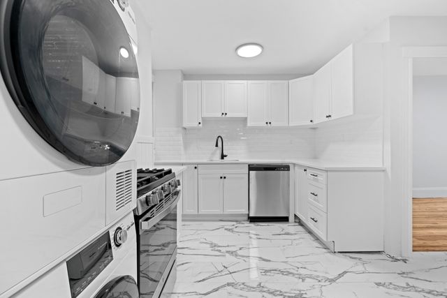 35 Newport Street 2, Boston, MA 02125