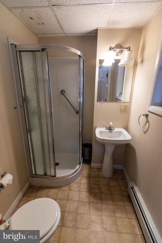 460 CHESTNUT ST, Columbia, PA 17512