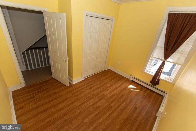 460 CHESTNUT ST, Columbia, PA 17512