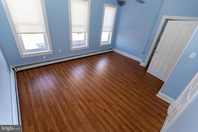 460 CHESTNUT ST, Columbia, PA 17512