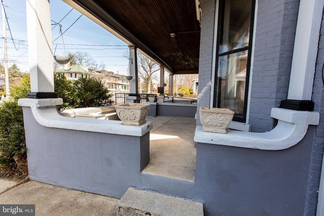 460 CHESTNUT ST, Columbia, PA 17512