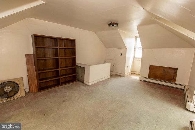 460 CHESTNUT ST, Columbia, PA 17512