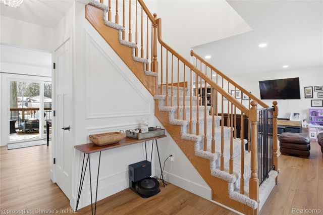 39663 Southpointe Avenue, Harrison Charter Township, MI 48045