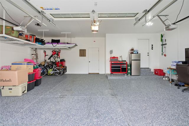 39663 Southpointe Avenue, Harrison Charter Township, MI 48045