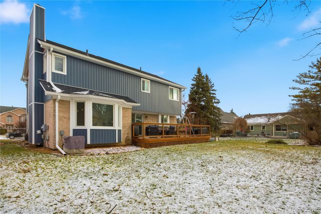 39663 Southpointe Avenue, Harrison Charter Township, MI 48045