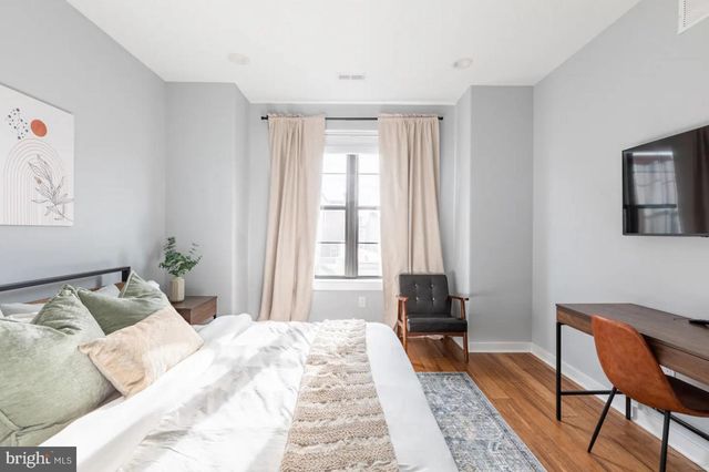 711 MERCY ST, Philadelphia, PA 19148