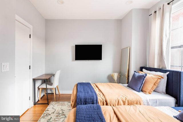 711 MERCY ST, Philadelphia, PA 19148