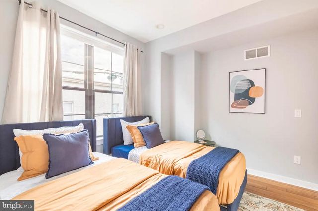 711 MERCY ST, Philadelphia, PA 19148