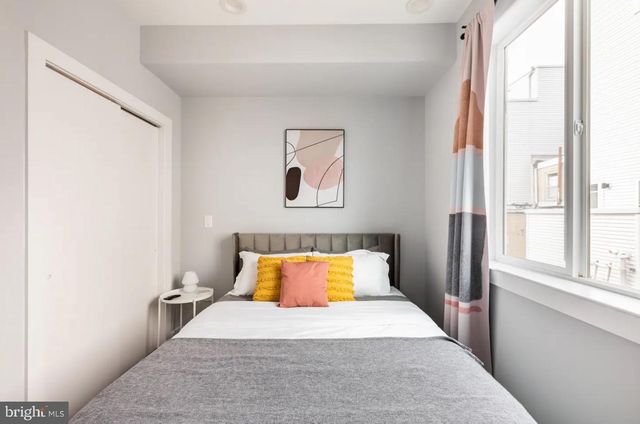 711 MERCY ST, Philadelphia, PA 19148