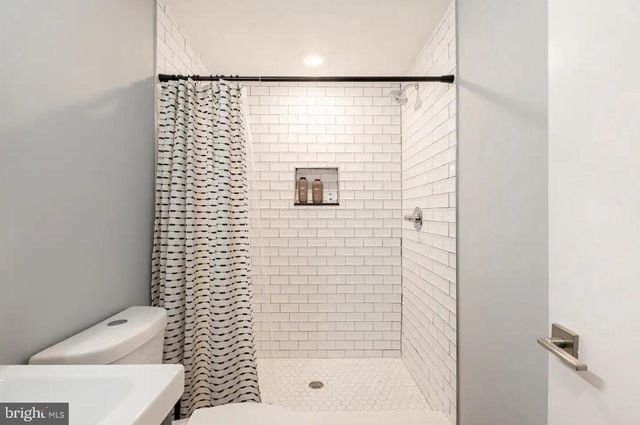 711 MERCY ST, Philadelphia, PA 19148