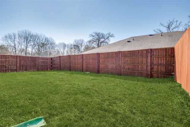 8916 Catalonia Drive, Dallas, TX 75217