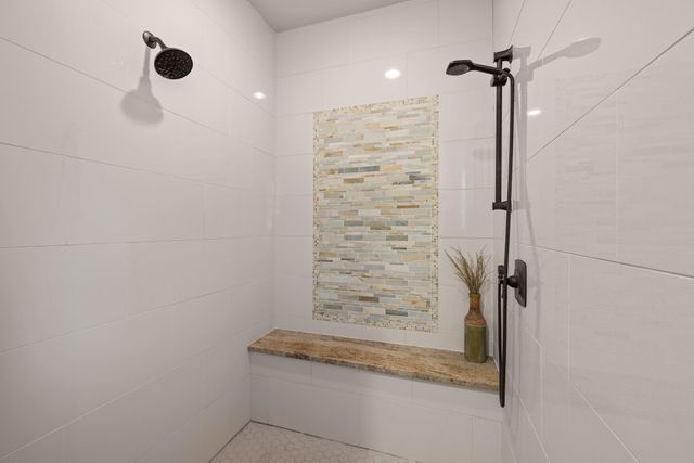 909 Highland Spring LN, Georgetown, TX 78633