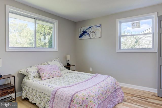 2310 ROSLYN AVE, District Heights, MD 20747