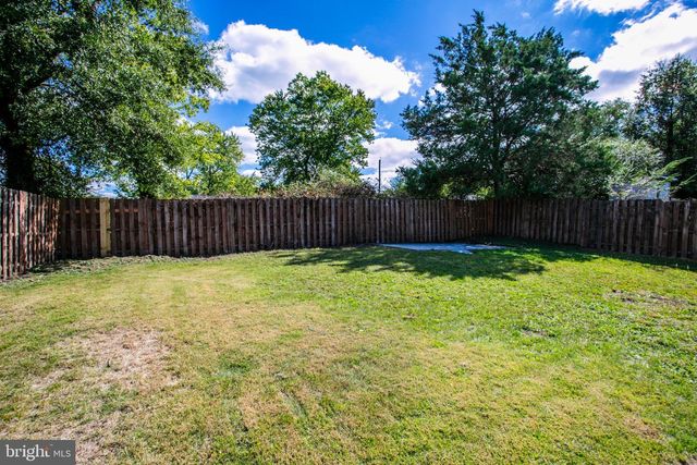 2310 ROSLYN AVE, District Heights, MD 20747